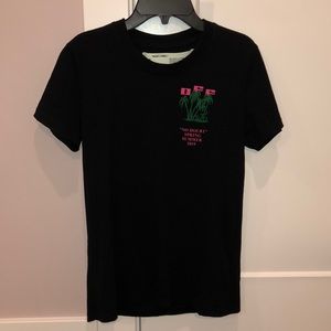 Off white black tee